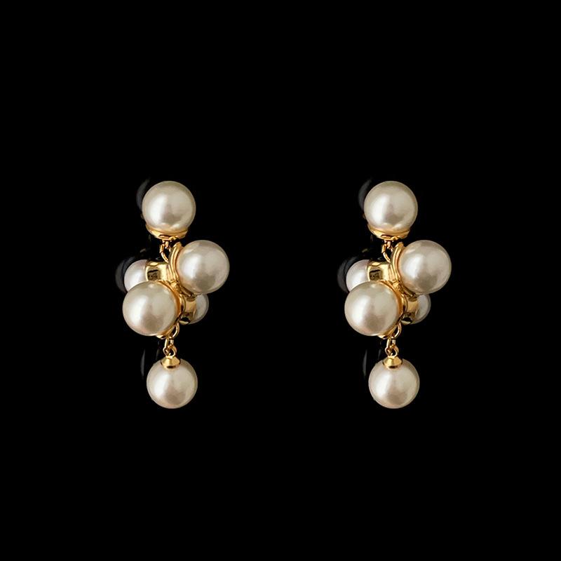 

Французские ретро серьги-пусеты из металла с жемчугом в виде виноградной лозы, женские нишевые уникальные модные темпераментные элегантные серьги