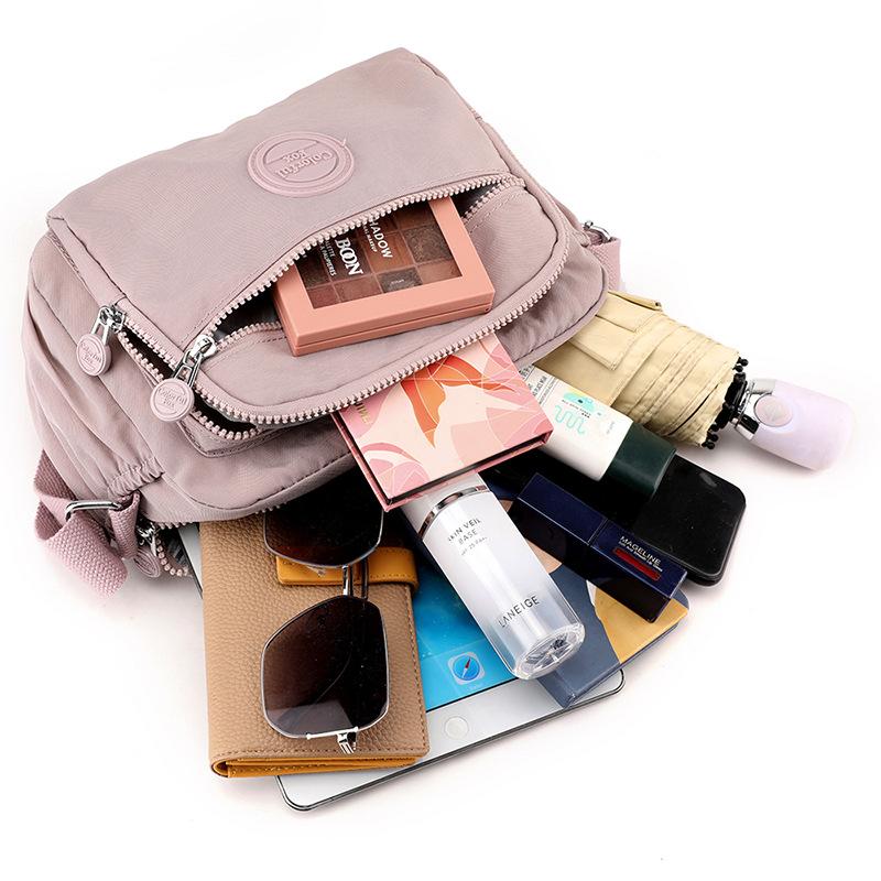 New women's fashion trend shoulder bag outdoor casual messenger bag multi-layer mother bag