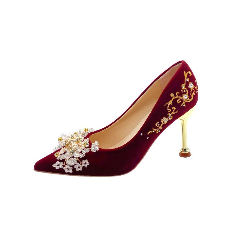 

Red wedding shoes autumn new wedding dress Xiuhe two wear bridal shoes multi-heel high-heel single shoes 40