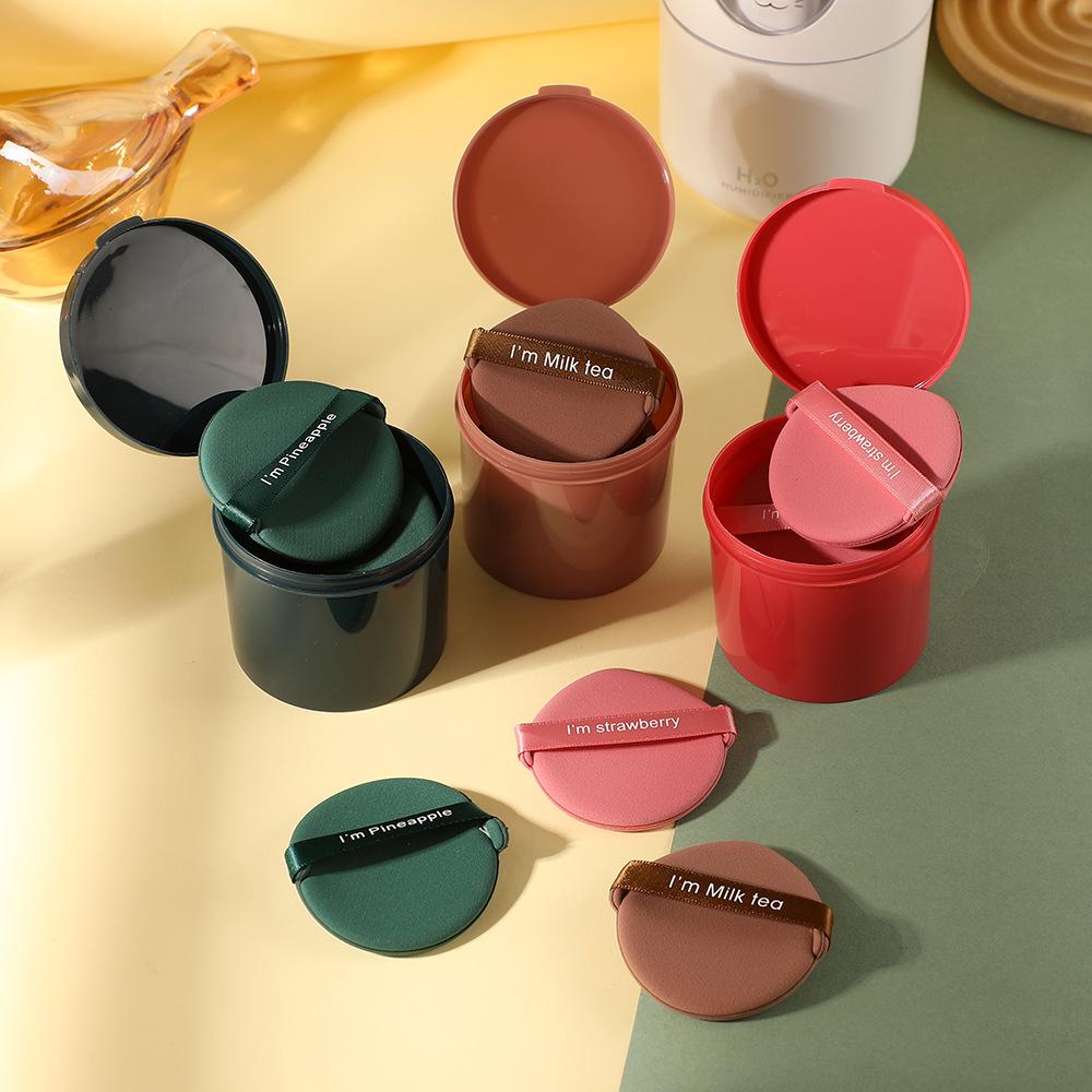 Dual-Effect Double-Sided Cushion Puff: Versatile Dry/Wet Sponge for Setting and Adhering Loose or Pressed Powder.