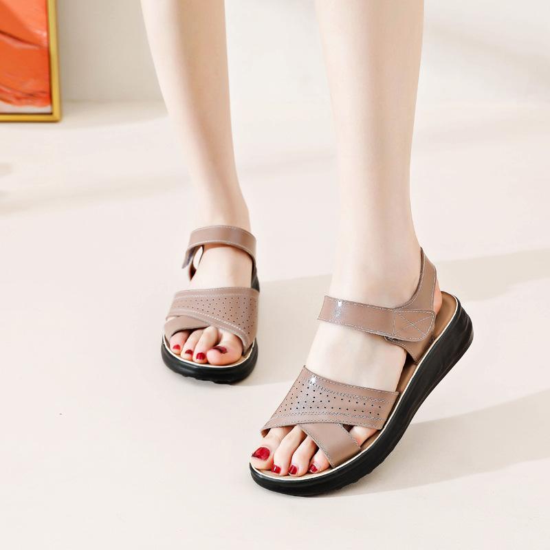 Clearance~ Leather Comfortable Women's Shoes 2025 Summer New Mom Shoes Non-slip Soft Sole Middle-aged and Elderly Flat Sandals