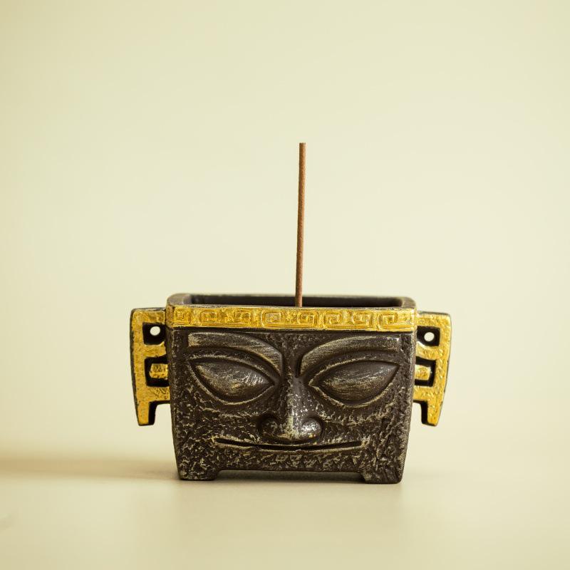 Sanxingdui Ceramic Incense Burner & Holder - Creative Cultural Souvenir Gift