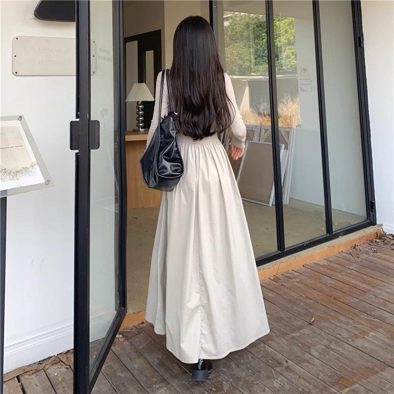 Hepburn-Style Long Sleeve Square Collar Dress - Women's Spring 2024 Collection