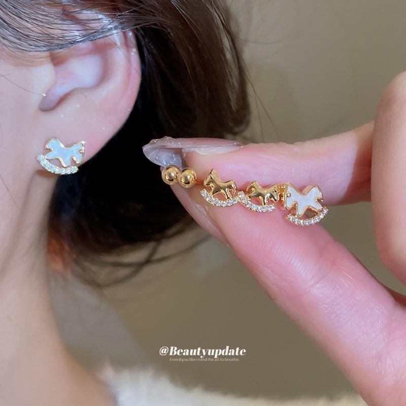 Real gold electroplated silver needle zircon pony stud earrings set natal year fashionable versatile earrings light luxury high-end earrings