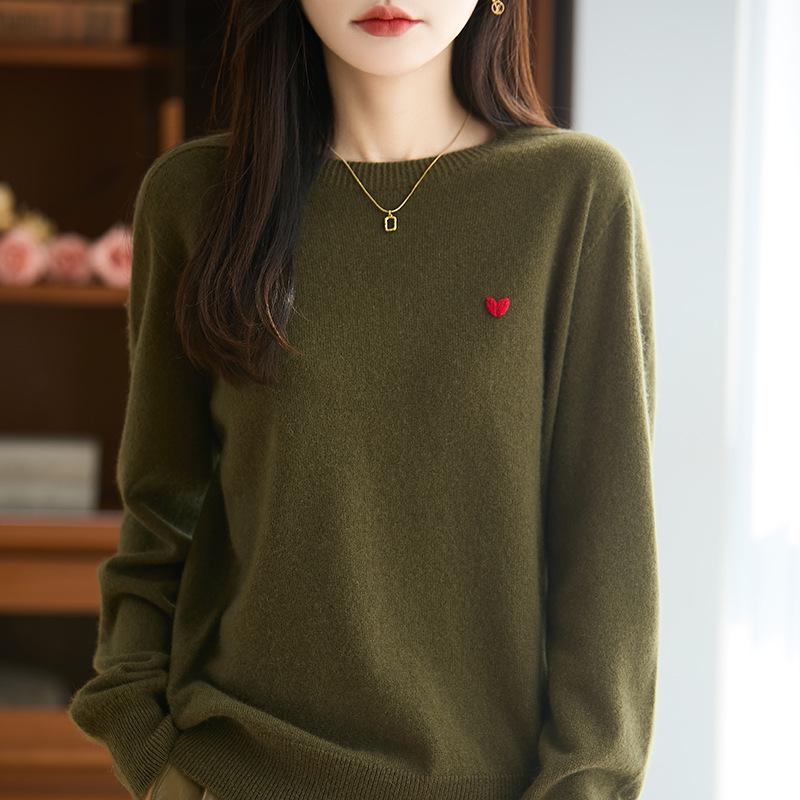Heart Embroidery Pure Wool Round Neck Pullover Sweater - Autumn/Winter Collection