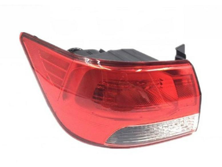 

Kia Forte Rear Taillight Assembly 2014 - Turn Signal & Combination Light Passenger s Side Flat Light (Inner)