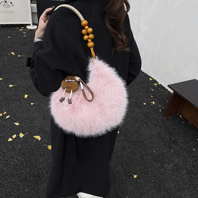 Niche design foreign style personalized shoulder bag fashion trend new bag 2025 autumn and winter women's armpit bag