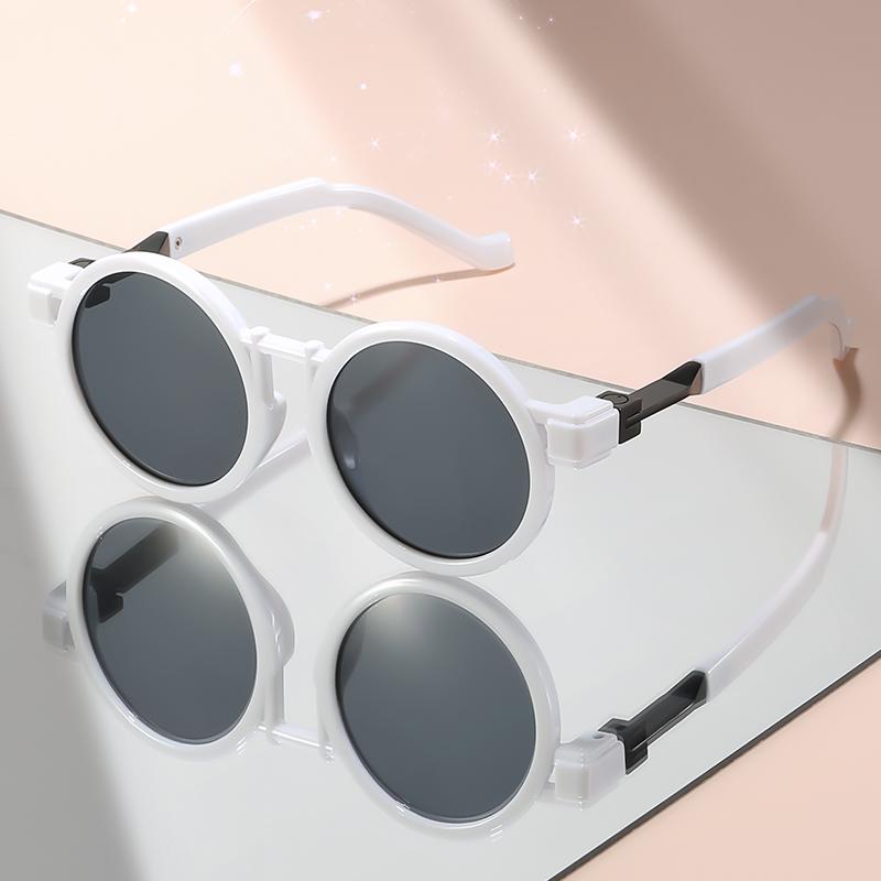 New Retro Small Round Frame Hip-hop Sunglasses for Travel and Party Outfits, Paired with Street Photography Sunglasses