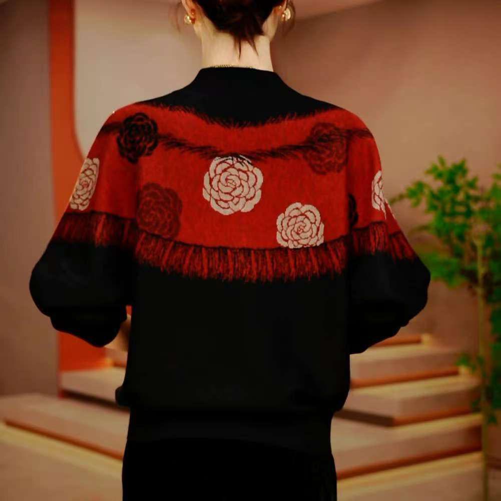 Double-Sided Fleece Autumn/Winter Long-Sleeve Slimming Top for Middle-Aged Women - Casual, Flattering, Age-Defying Outerwear