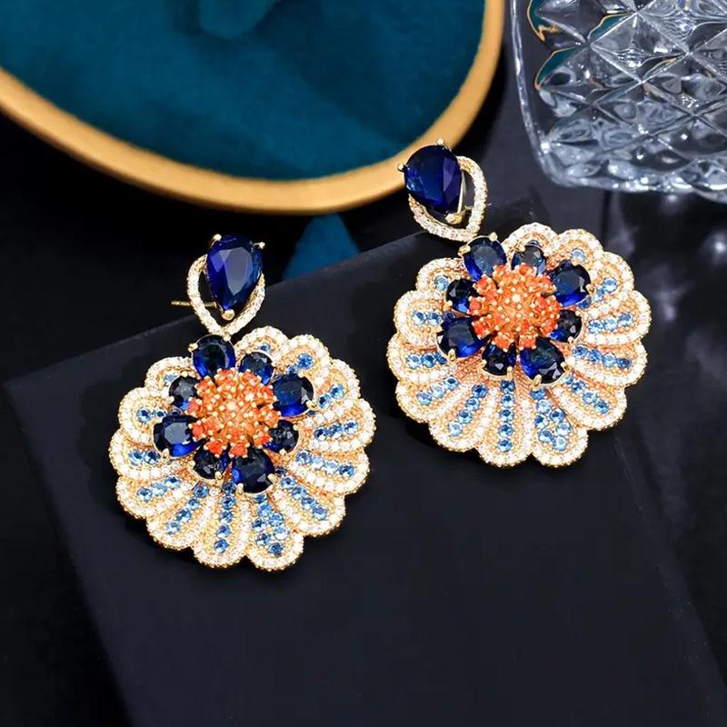 Luxurious Zircon Water Drop Flower Earrings Retro Court Style Fashion Earring Jewelry for Women Party Dainty Gifts золотой