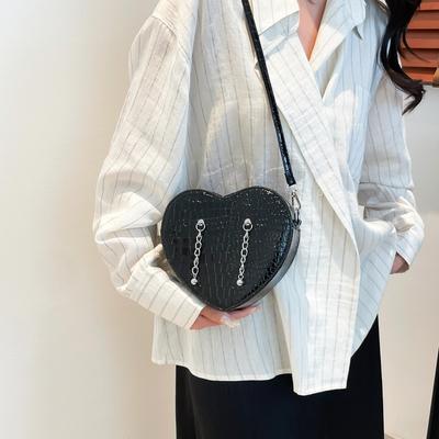 New Fashion Creative Personality Love Shoulder Bag High Sense Trend Chain Messenger Bag Women
