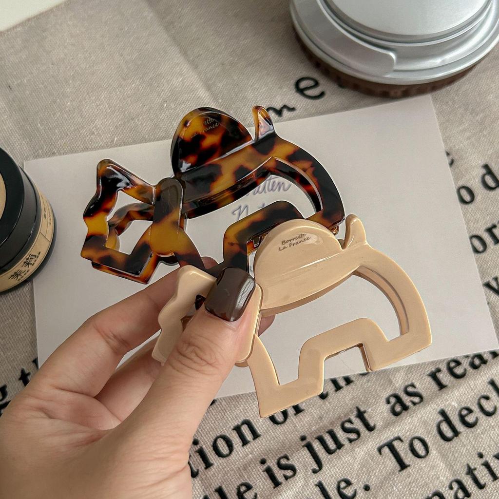 Rose Liu Yifei Inspired Cartoon Puppy Hair Clip Updo Claw