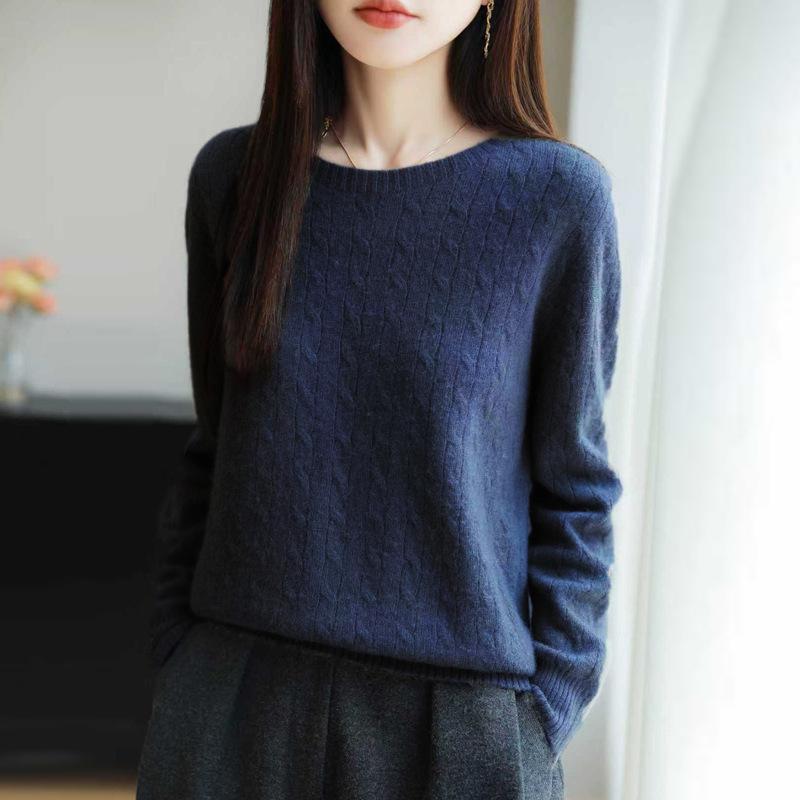New Autumn and Winter Women's Knitted Sweater Loose Pullover Long-sleeved Base Layer Twisted Round-neck Sweater