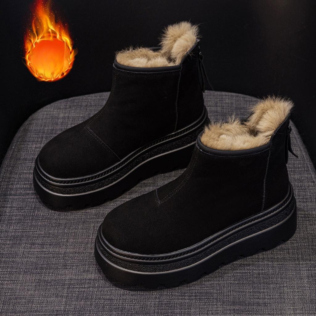 New Snow Boots and Women's Shoes with Fleece Are Fashionable, Casual and Versatile Bestsellers