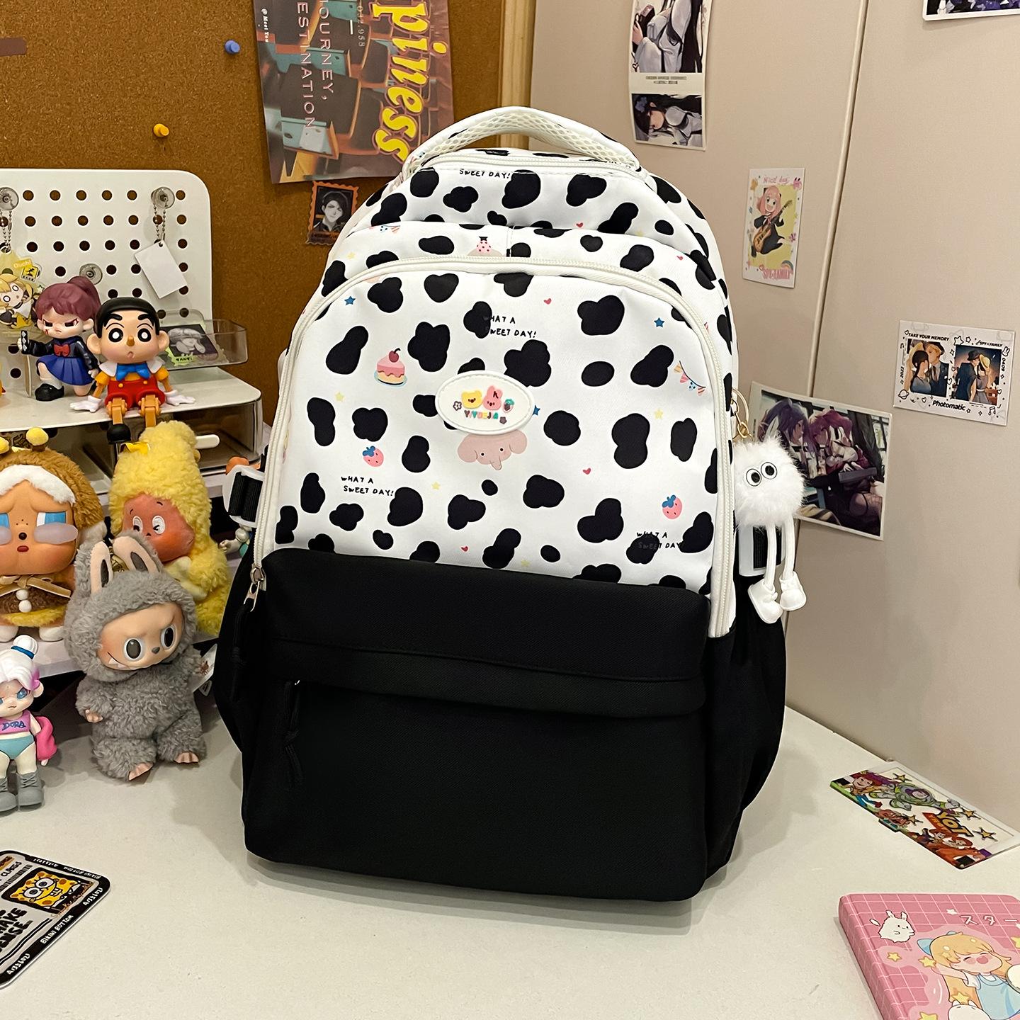 

Backpack Japanese junior high school schoolbag new student high school schoolbag college wind cartoon cute class large capacity