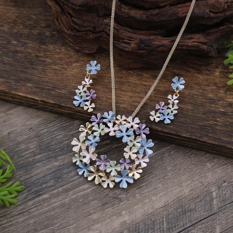 New enamel color hollow flower stud earrings pendant bracelet set women's autumn and winter high-end flower necklace