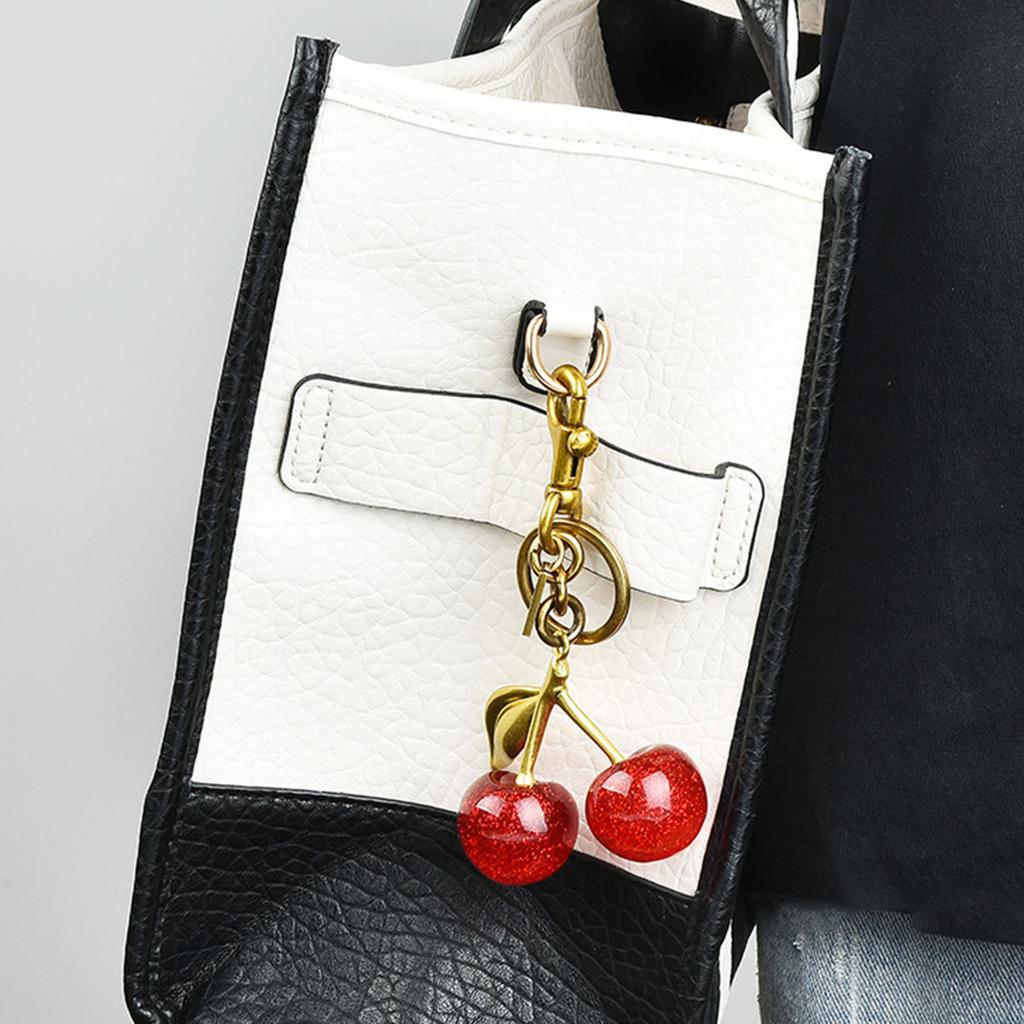 Fashionable Cherry Shaped Keychain Adorable Cherry Fashion Key Chain Stylish Keyrings Jewelry for Car Keys or Bags