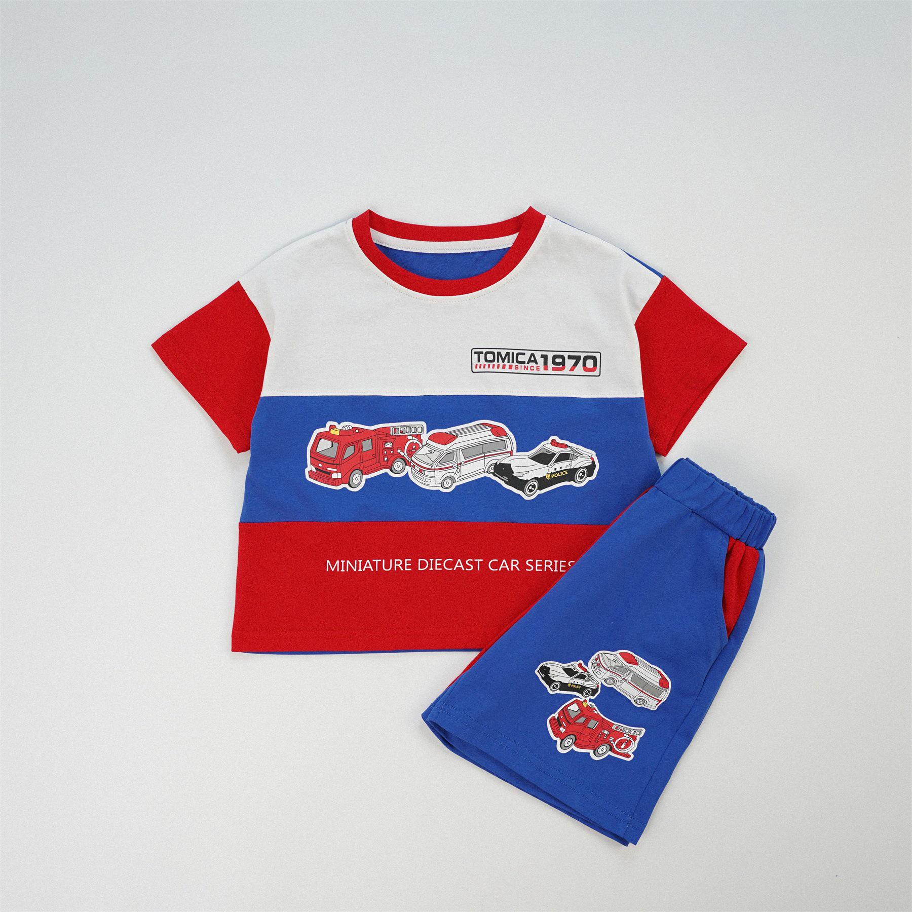

Tomica Summer Color-Block Short-Sleeve Set for Kids - Little Boy s Car & Letter Design Shorts and Top Set. 80 cm синій/червоний