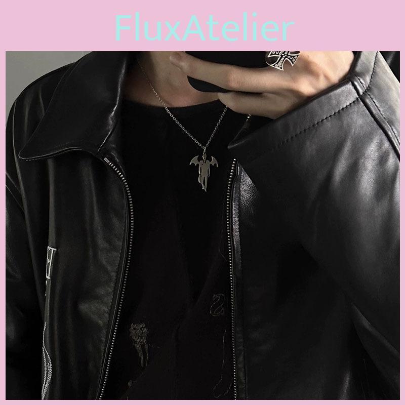 Halloween Vampire Mythology Pendant Necklace With Wing Motif For Costume Accessory