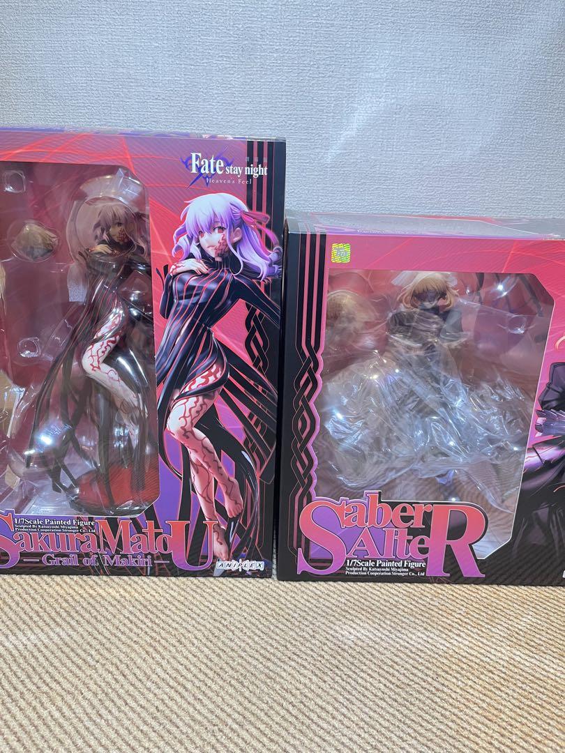 

[Б/У] ANIPLEX+ Фигурки Сэйбер, Сэйбер Альтер и Сакуры Мато Кубок Макири