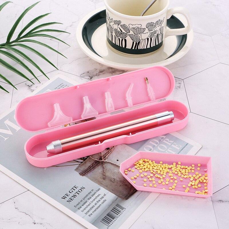 1 PIÈCE Stylo Perceur de Point Carré Rond Outil Peinture Diamant Éclairage Stylos Diamant Peinture 5D avec Diamants Accessoires Emballé en Boîte