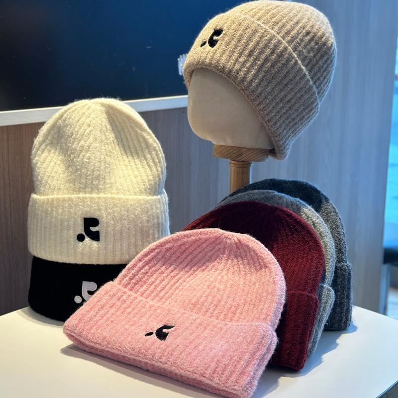 Embroidery Letter Knitted Hat for Men and Women Autumn and Winter Big Head Circumference Thickened Warm Wool Hat Couple Hat