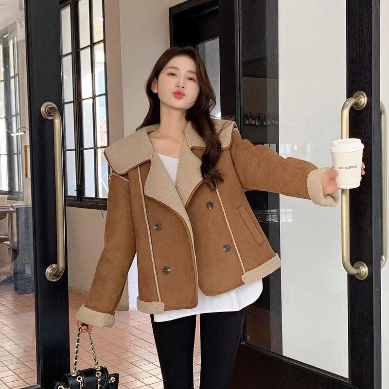 Khaki Fleece-Lined Shearling Coat: 2024 Winter Street Style Big Lapel Biker Jacket