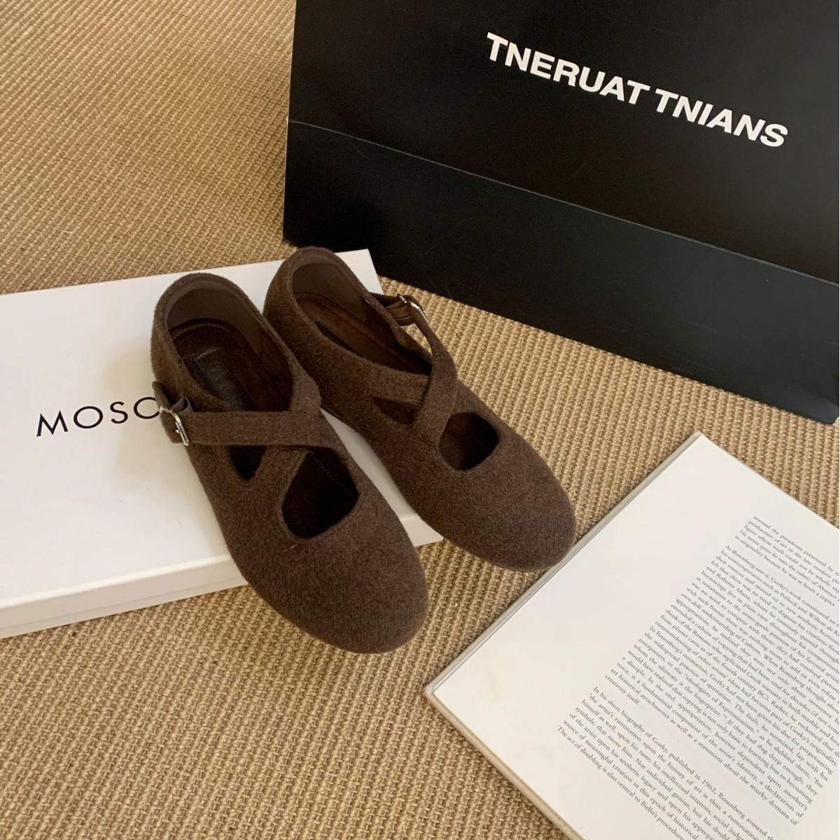 

2025 winter new round head with woolen fabric flat bottom Doudou commuting pregnant women s inner slope heel women s single shoes 39 кофейный