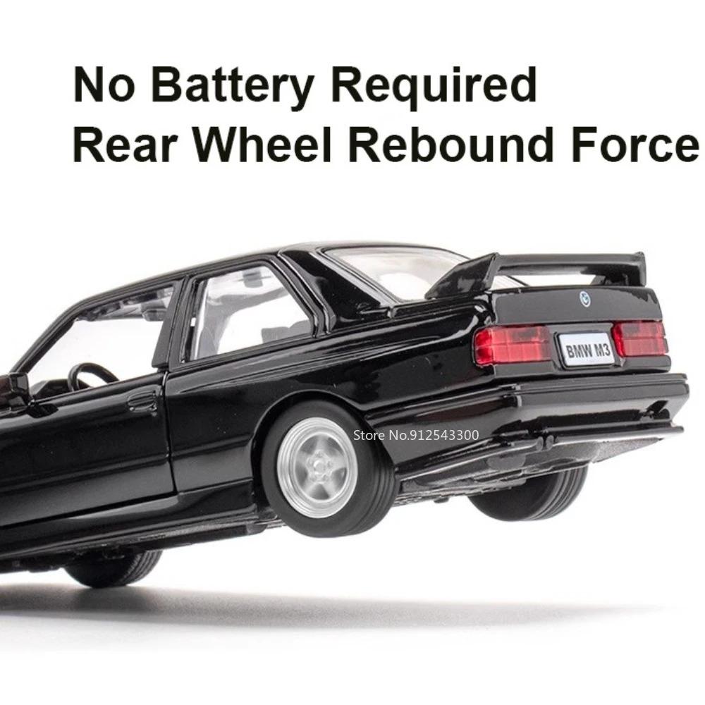 1/36 BMW M3 1987 Slitinové Hračky Model Auta Kovové Odlitky Hračky Vozidla Autentický Vynikající Interiér Natahovací 2 Otevírací Dveře Dětský Dárek