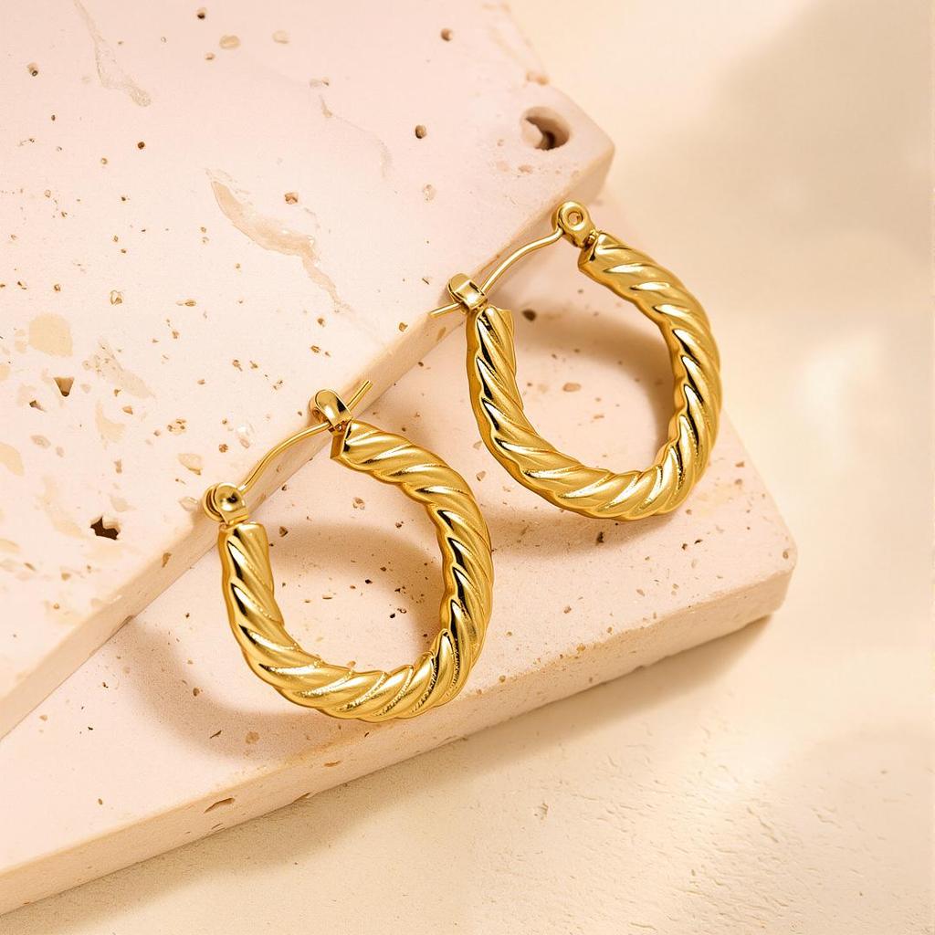 Raffinate Ear Cuff in Acciaio Titanio Oro 18k per Donna