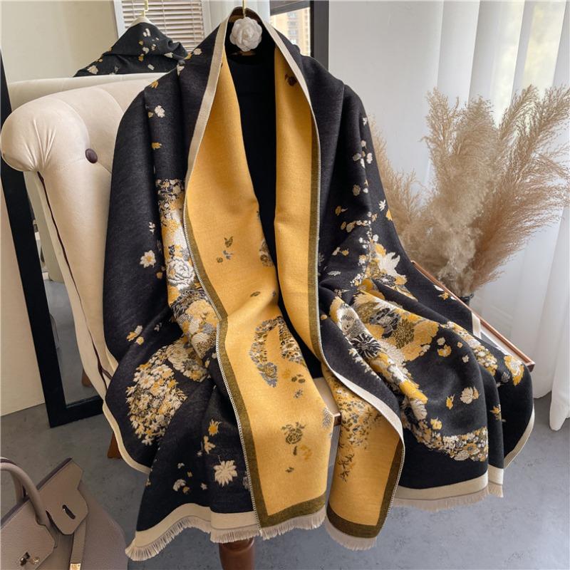 Green small fresh warm scarf, lady style imitation cashmere double-sided warm student scarf air conditioner shawl