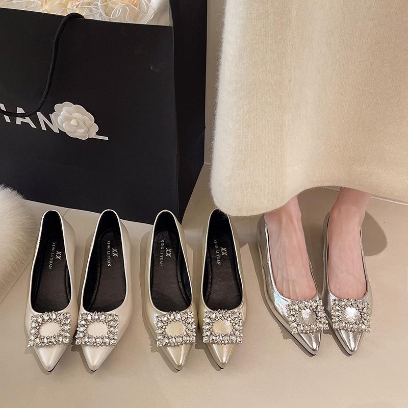 French rhinestone tip inner height increase flat-soled single shoes women's 2025 new shallow mouth one-pedal Mary Jane shoes evening shoes