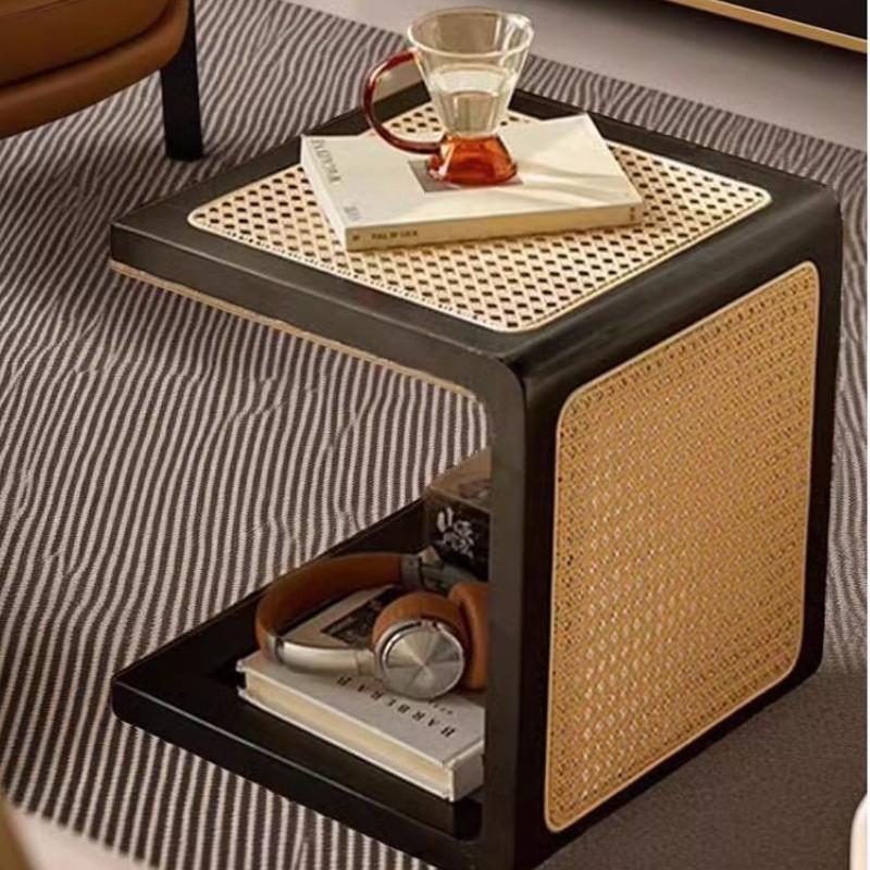 Multifunktionaler Hocker aus Massivholz und Rattan für den Haushalt, quadratisch, für Sofa, Eck-Nachttisch, kleine Wohnung, Schuhwechselhocker