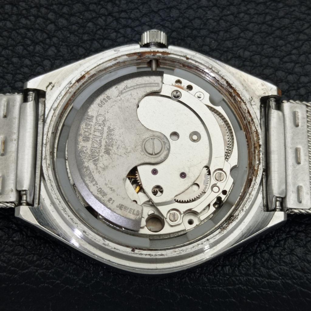 VINTAGE CITIZEN AUTOMATIC 8200 JAPAN MENS DATE BLACK COLOR DIAL WATCH a500213-2 R151b-a500213