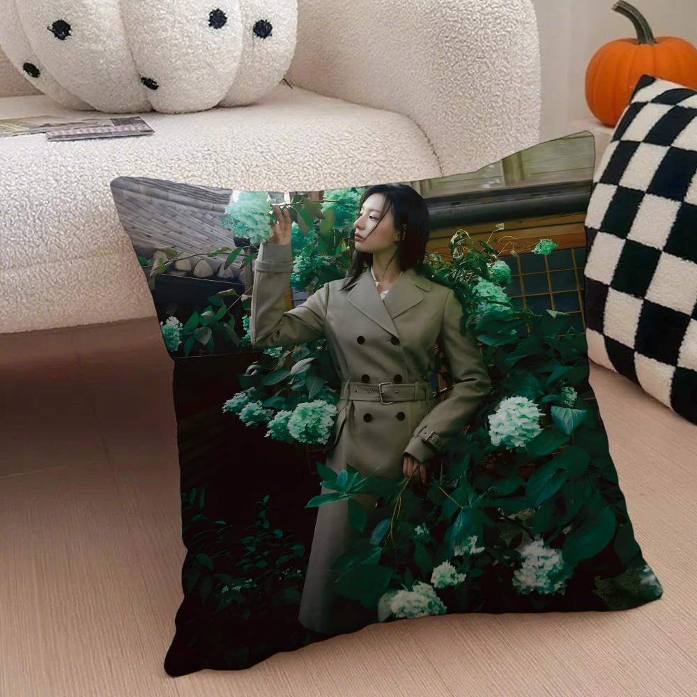 Korean KKim Ji Wons Beautiful Girl Cushion Cover Throw Pillow Cover Hidden Button Durable Polyester Chair Cushion