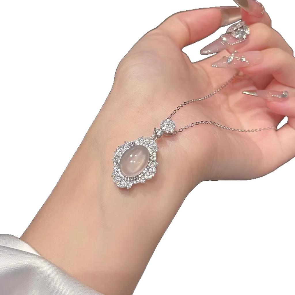High Ice Chalcedony Pendant Necklace Agate Oval Inlaid Long National Style Alice Clavicle Chain