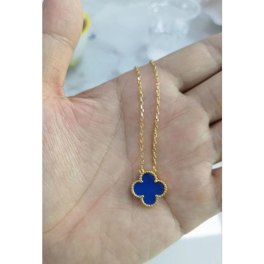 High-end Four-leaf Clover Necklace for Women 18K Rose Red Chalcedony Agate Natural White Shell Pendant Clavicle Chain