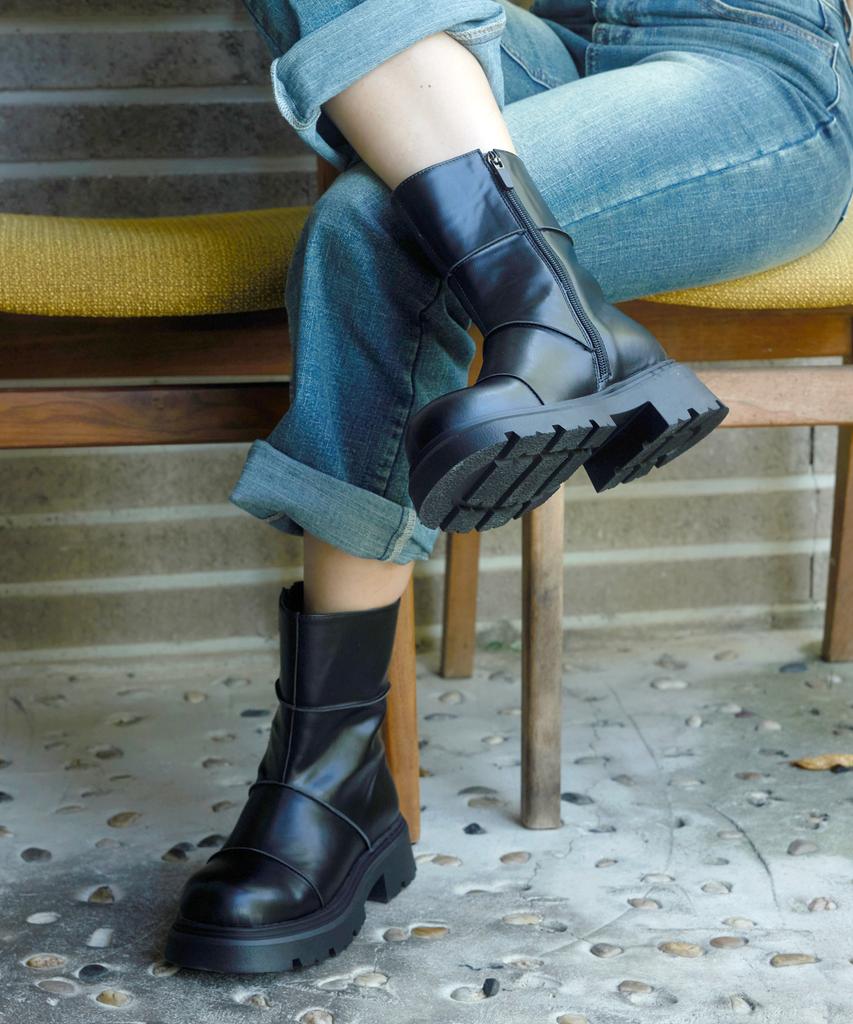 Cesti Monoline Boots (Black)