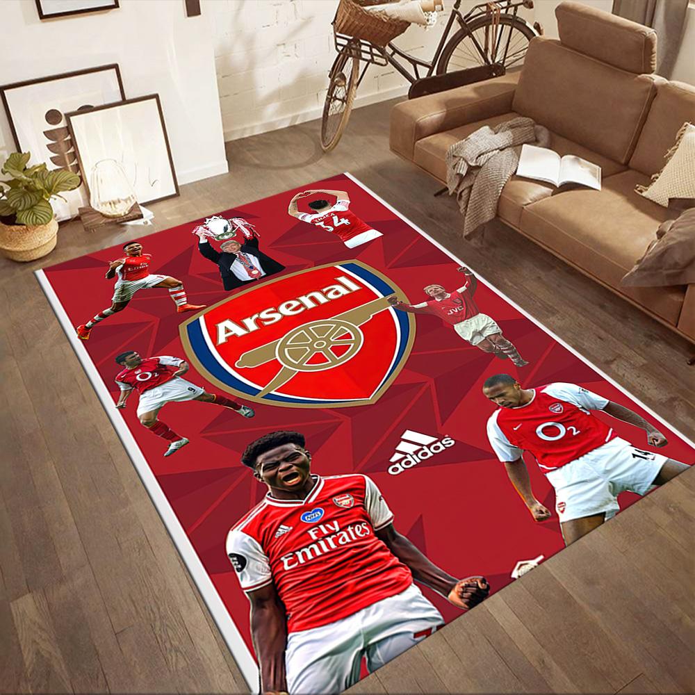 I tappeti quadrati dell'Arsenal Football Club sono un'ottima scelta per soggiorni, camere da letto, decorazioni per la casa e come regali.