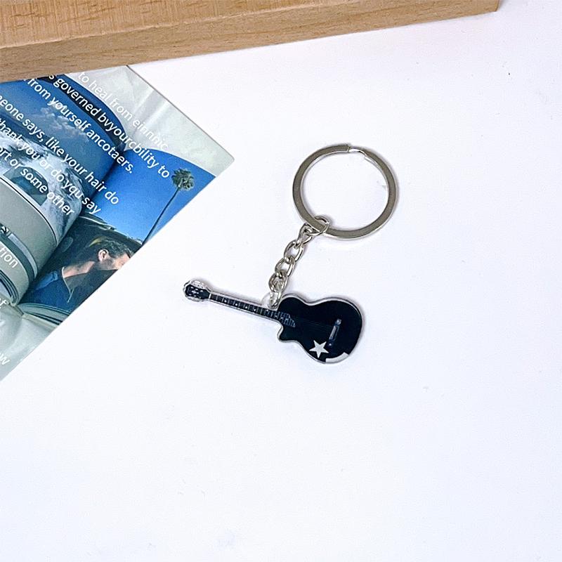 

Креативный мини-брелок для ключей в виде гитары, подвеска, шарм для сумки, аксессуары, сувенир в подарок с музыкального фестиваля