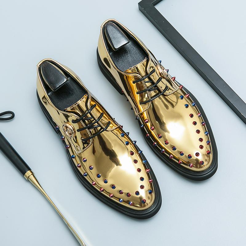 New Designer Men's Dress Mirror Patent Leather Shoes Male Gold Rivet Laced Oxfords Prom Homecoming Party Footwear Zapatos