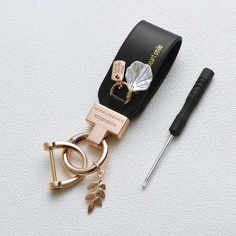 Auto Key Fob Chain Luxury Genuine Genuine Leather Key Ring Pure Color Buckle Auto Key Fob Ring Auto Auto Accessories Gift Auto Key Ring Auto Key