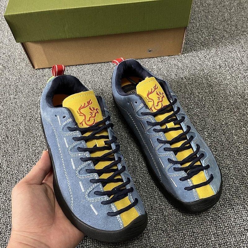 Fashion 2025 High Quality women Hiking Shoes Outdoor Low Ankle Hunting Trekking Sneakers Men Tourism Travel Shoes Outdoor