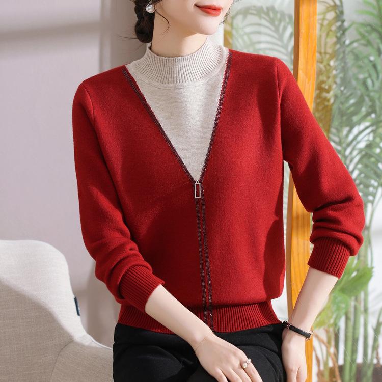 Mom's Autumn and Winter Sweater Top Middle-aged and Elderly Women's Spring and Autumn Thickened Warm Inner Bottoming Shirt