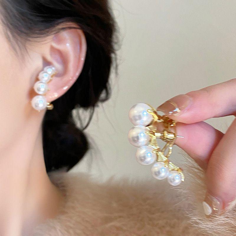 

Silver needle metal pearl earrings retro personality earrings court fashion temperament new stud earrings