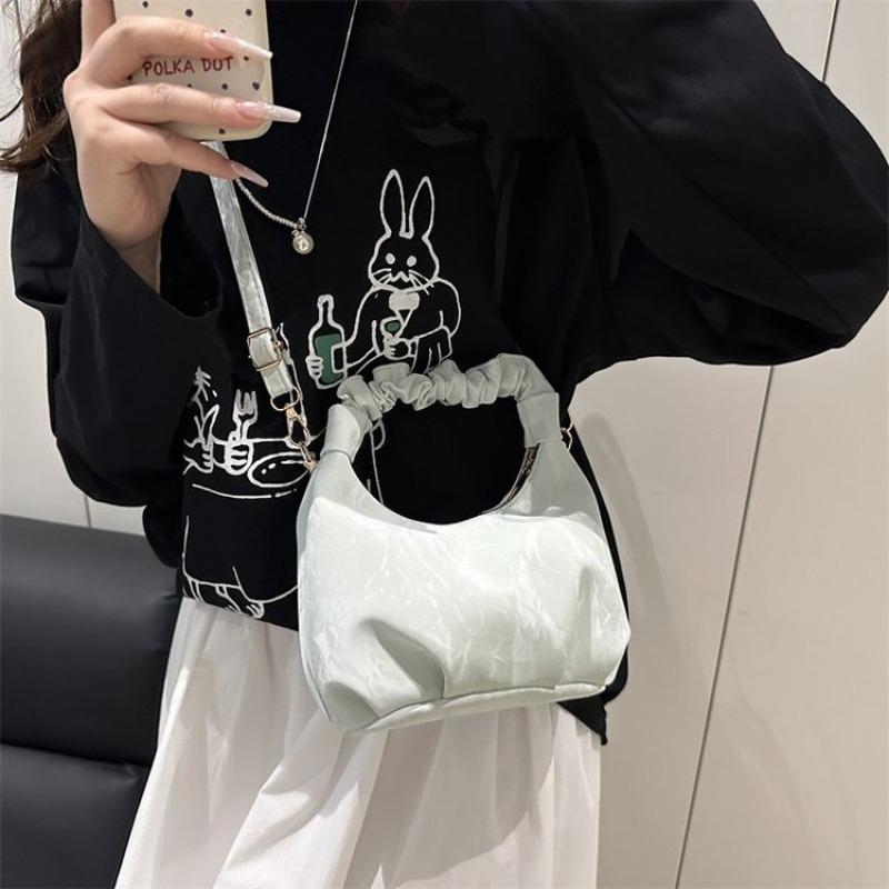 New Cloud Bag Pleated Small Bag Portable Messenger Bag High-end Cloud Small Bag
