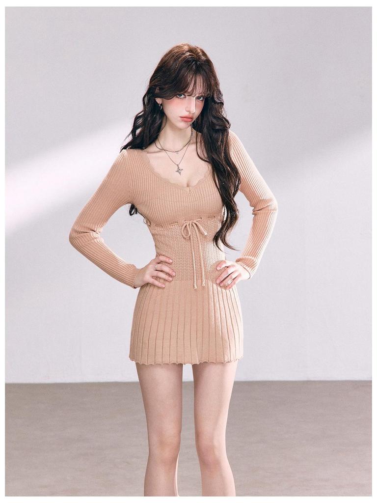 French Style Knit Dress: Lace-Up Waist, Slim Fit, A-Line Short Skirt, Women's Body-Hugging Design
