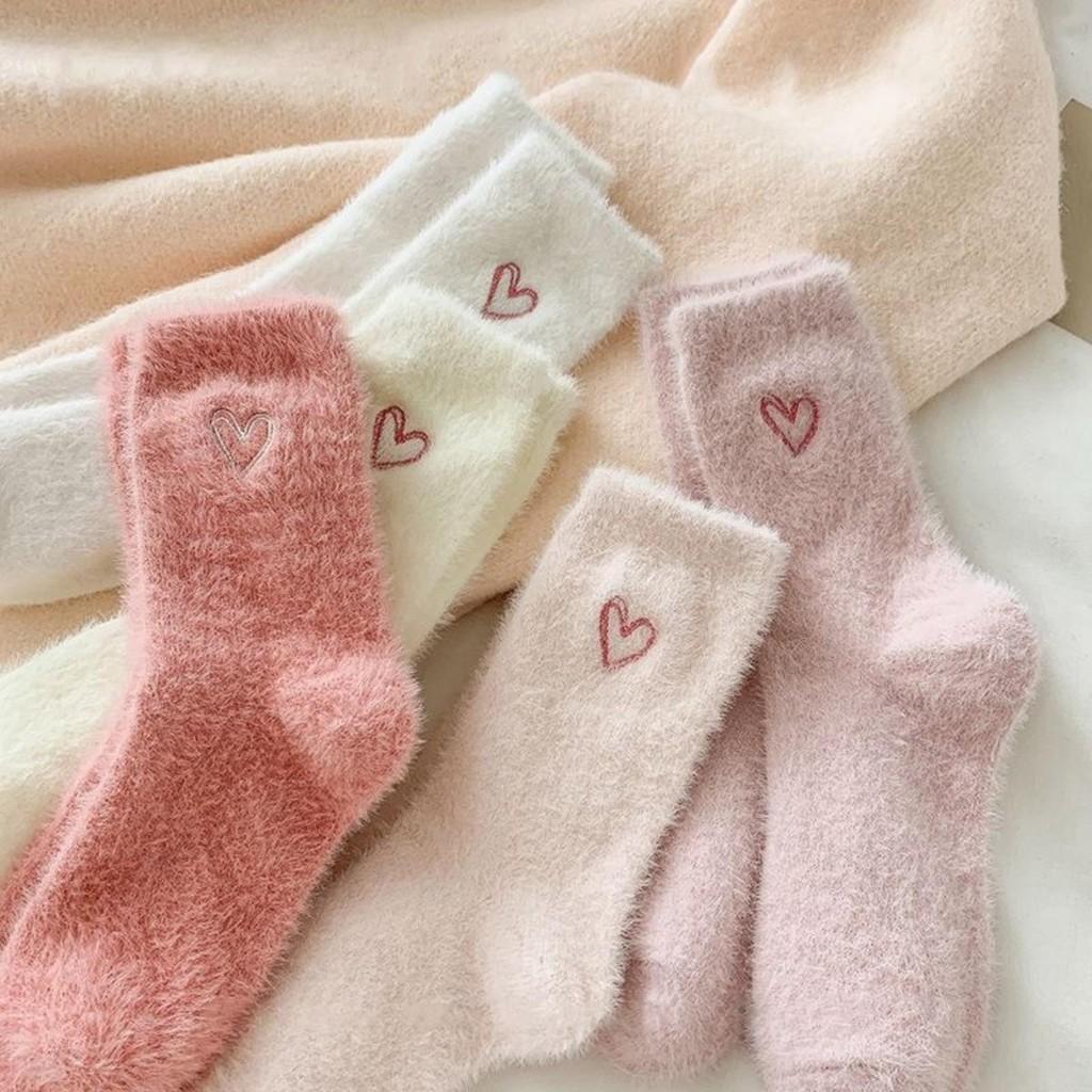 4 PAIRS Women Winter Warm Funny Socks Love Fuzzy Fashion Middle Tube Socks Female Thick Home Floor Sleep Socks