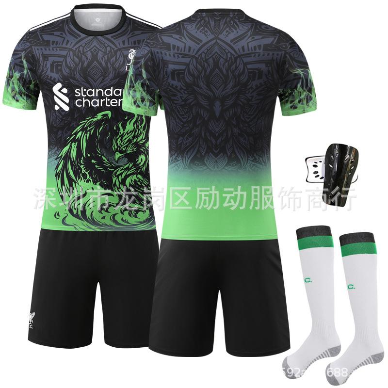 Klubové zelené přechodové tričko Wirtz Salah Liverpool Speciální pamětní edice Rychleschnoucí