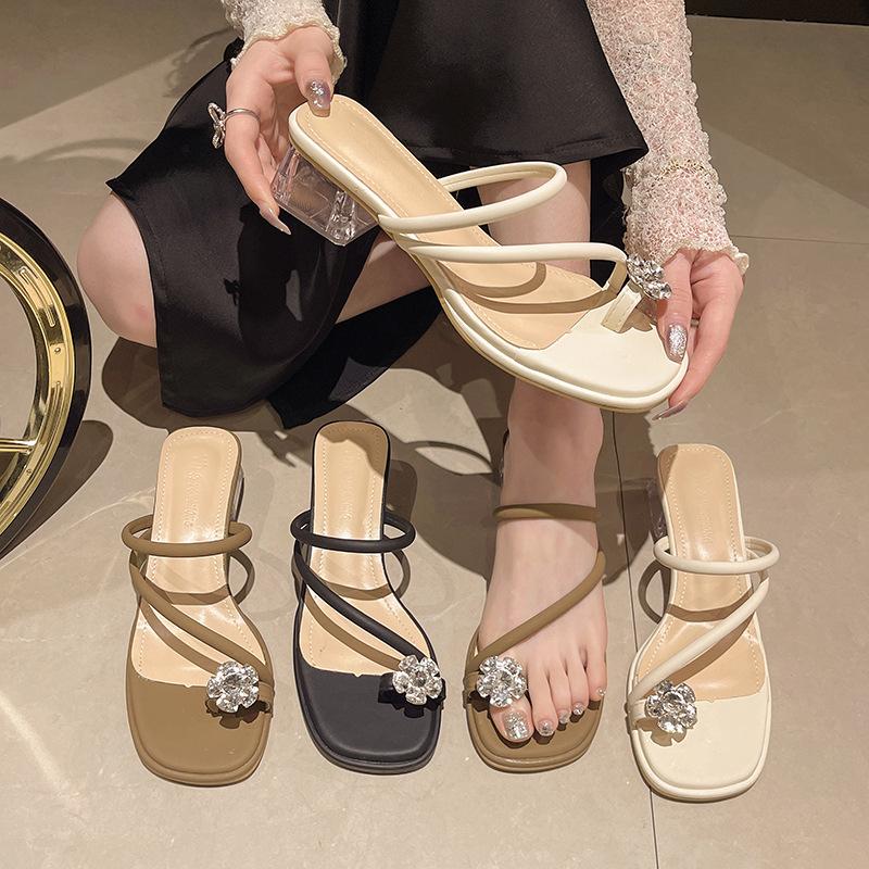 2024 foreign trade summer new European and American style one-word sleeve toe women's large size thick high heel square head sandals